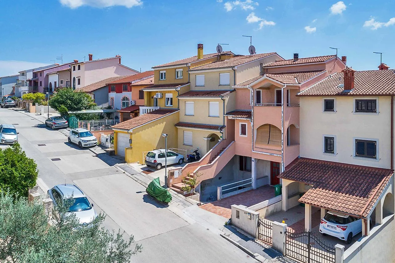 Apartment Dendy Pula