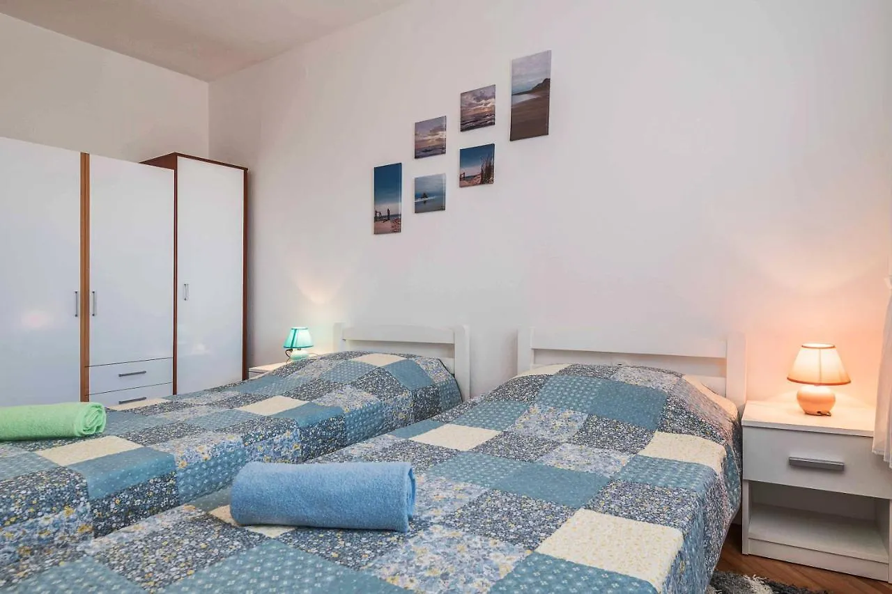 Apartment Dendy Pula